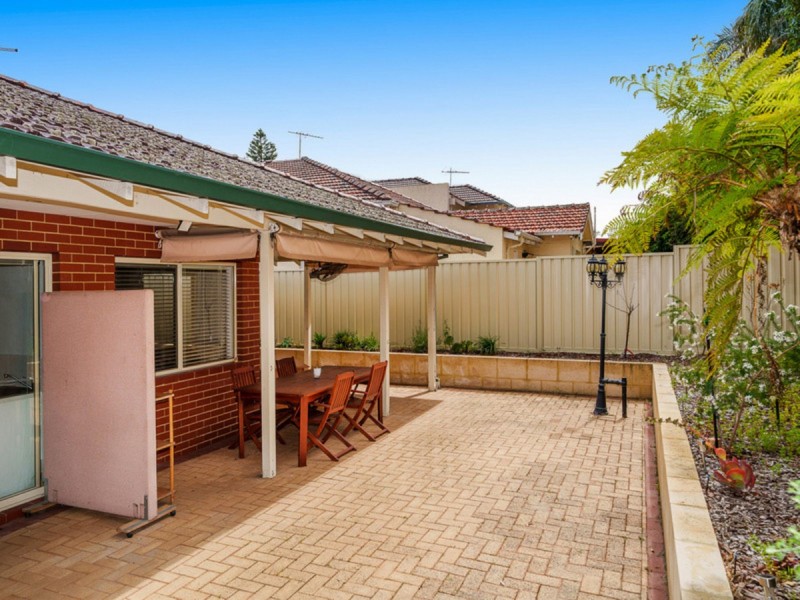 4B Matheson Road, Applecross WA 6153