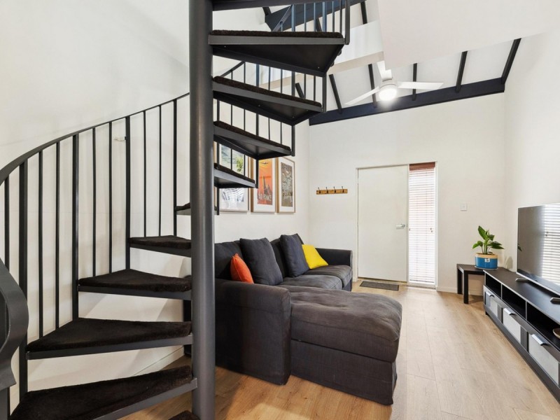 40/22 Nile Street, East Perth WA 6004