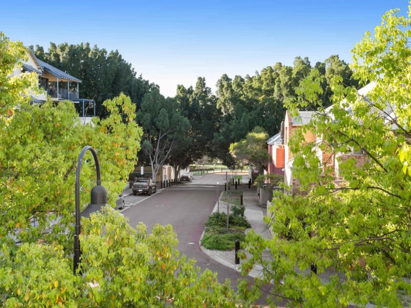 40/22 Nile Street, East Perth WA 6004