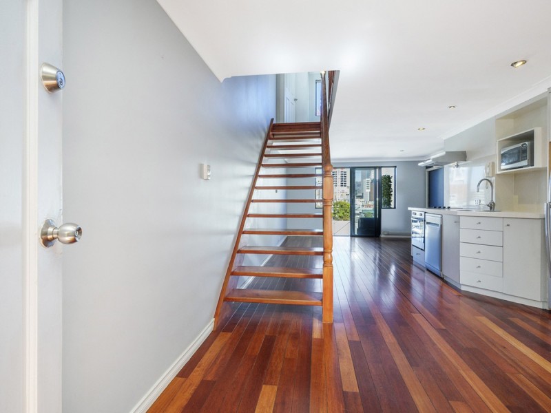 25/8 James Street, Perth WA 6000