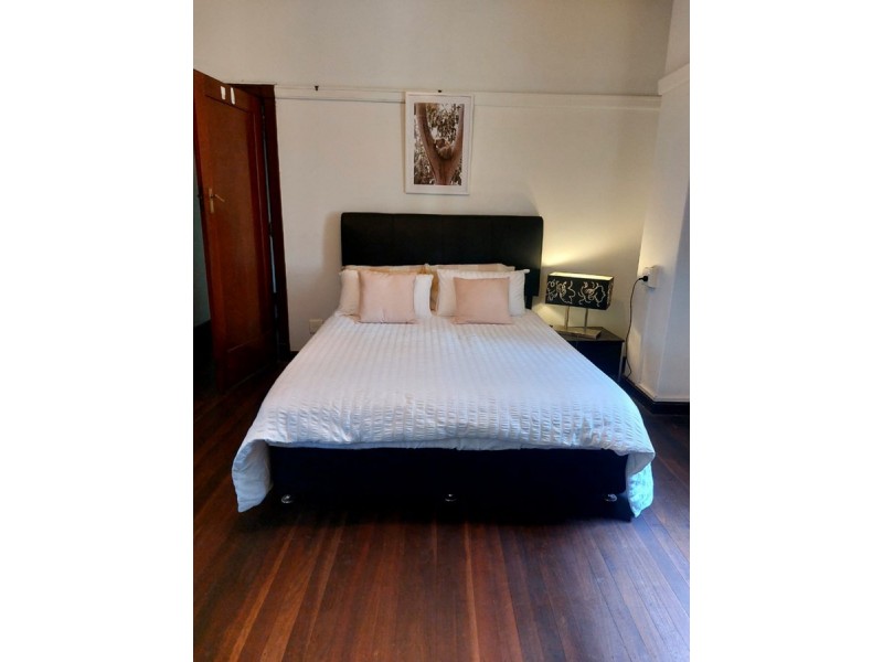 43/2 Sherwood Court, Perth WA 6000