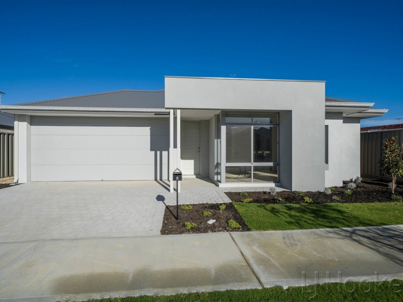 6 Hartog Way, Eglinton WA 6034