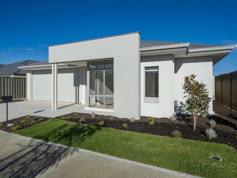 6 Hartog Way, Eglinton WA 6034