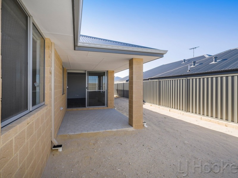 6 Hartog Way, Eglinton WA 6034