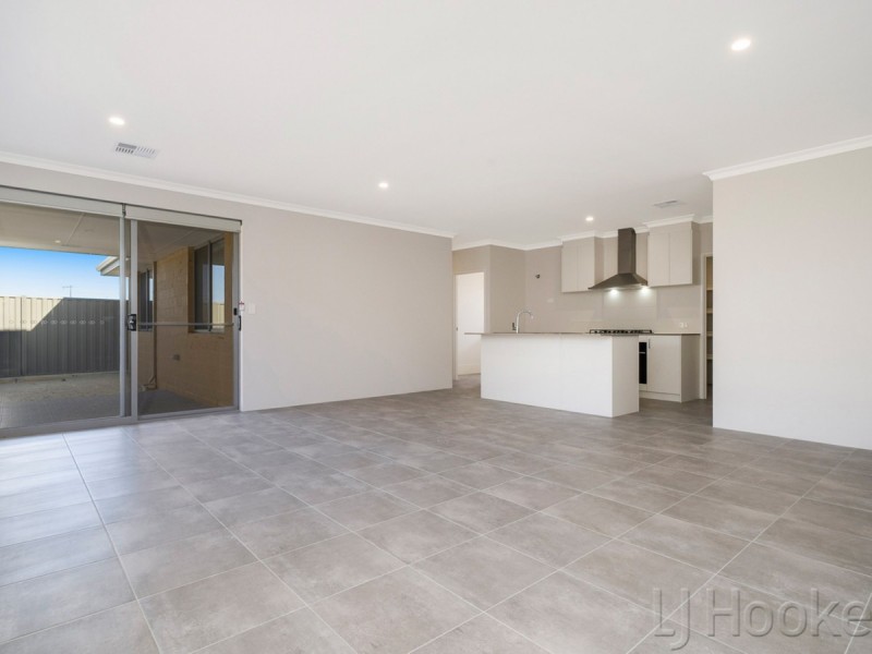 6 Hartog Way, Eglinton WA 6034