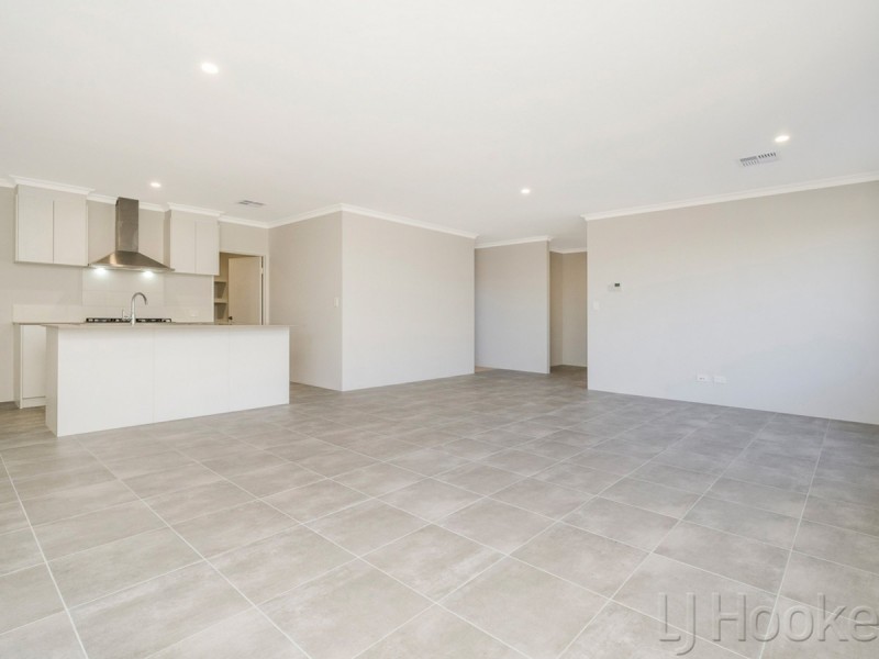 6 Hartog Way, Eglinton WA 6034