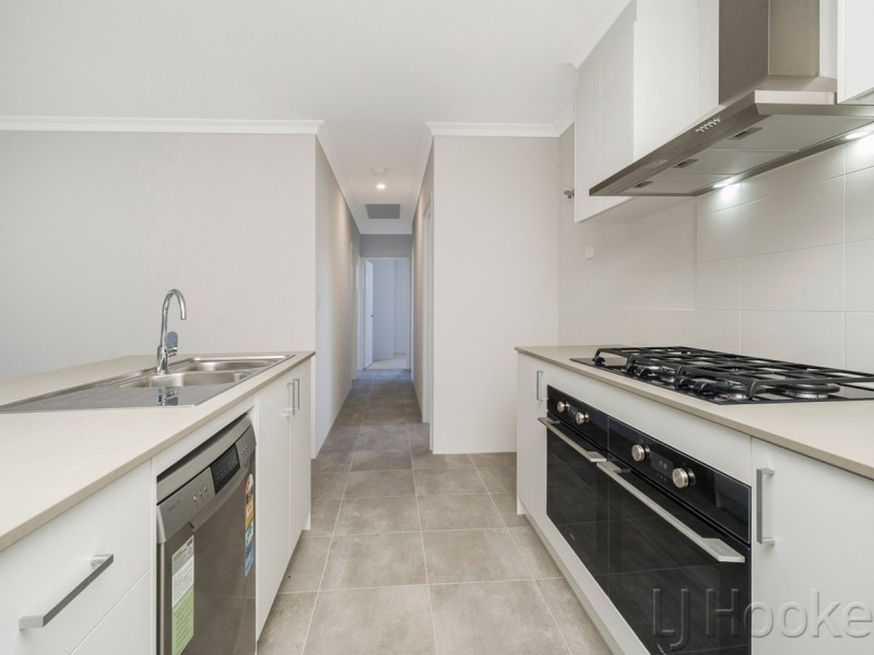 6 Hartog Way, Eglinton WA 6034