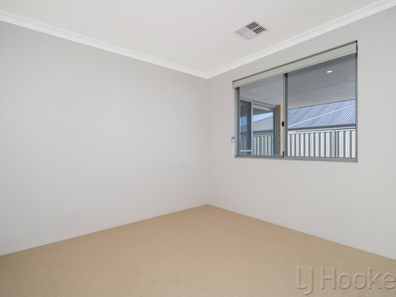 6 Hartog Way, Eglinton WA 6034