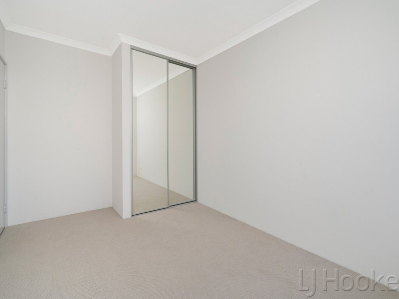 7 Primrose Loop, Eglinton WA 6034