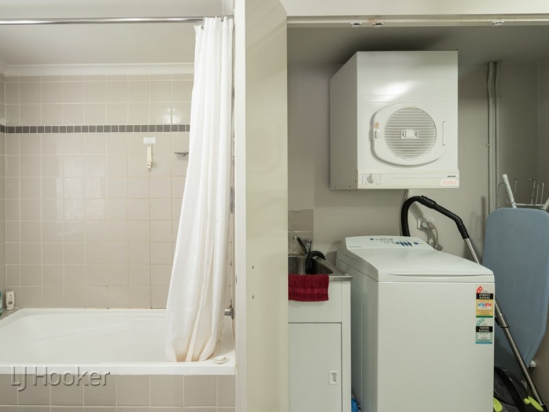 610/112 Mounts Bay Road, Perth WA 6000