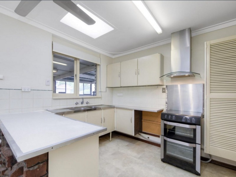 56 Swan Road, High Wycombe WA 6057