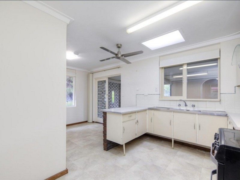 56 Swan Road, High Wycombe WA 6057