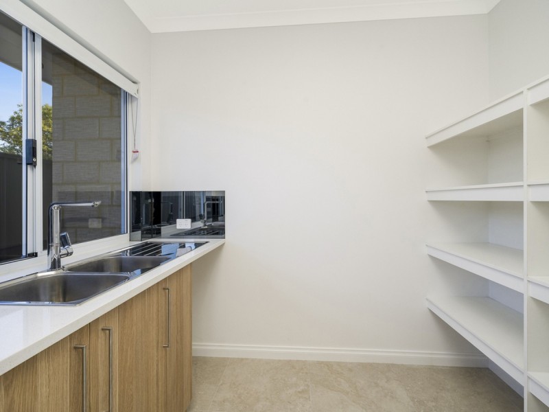 185A Armadale Road, Rivervale WA 6103