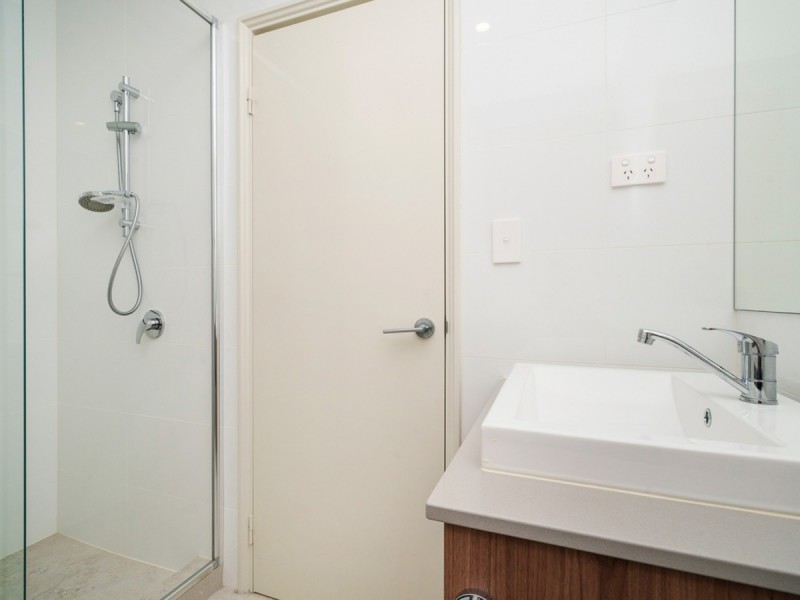 6/389 Daly Street, Cloverdale WA 6105