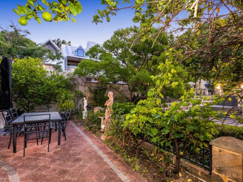 42 Arden Street, East Perth WA 6004