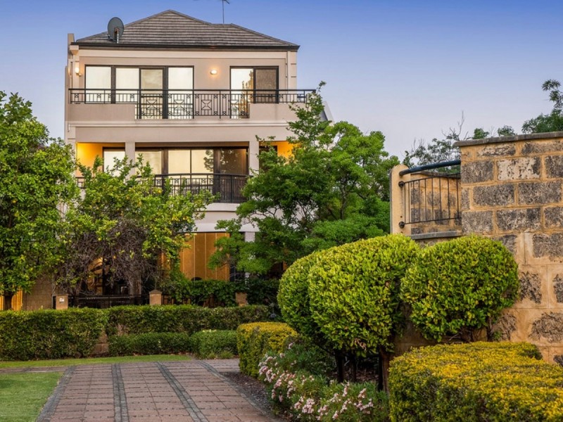 42 Arden Street, East Perth WA 6004