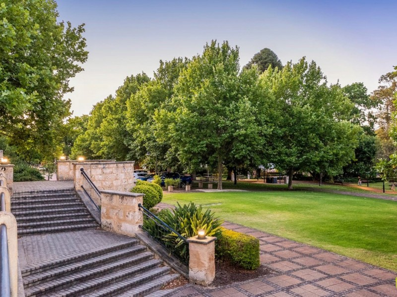 42 Arden Street, East Perth WA 6004
