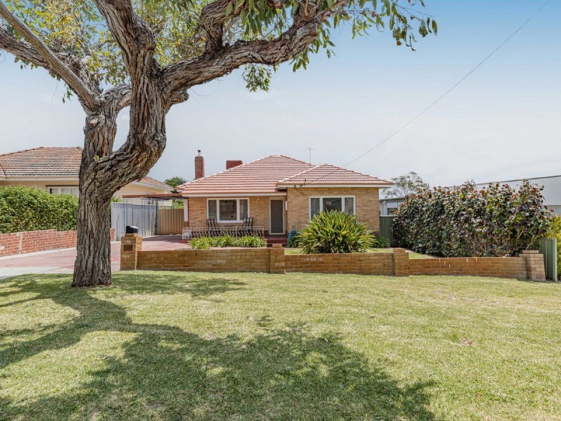 33 Collins Street, Yokine WA 6060