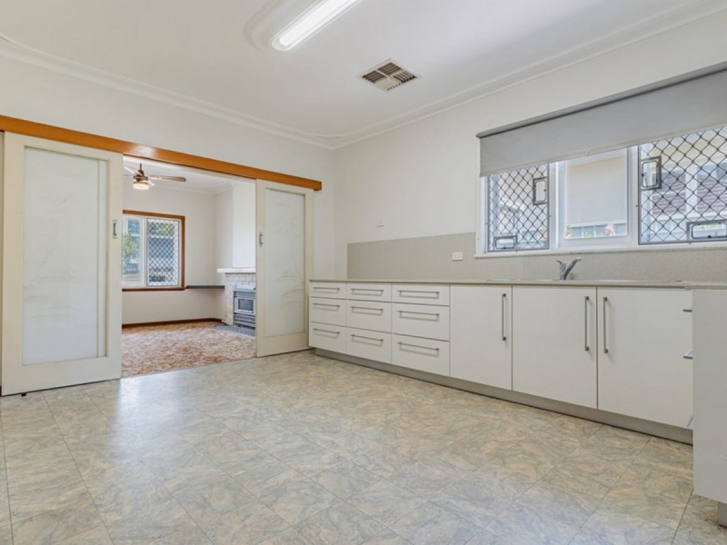 33 Collins Street, Yokine WA 6060