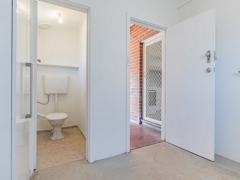 33 Collins Street, Yokine WA 6060