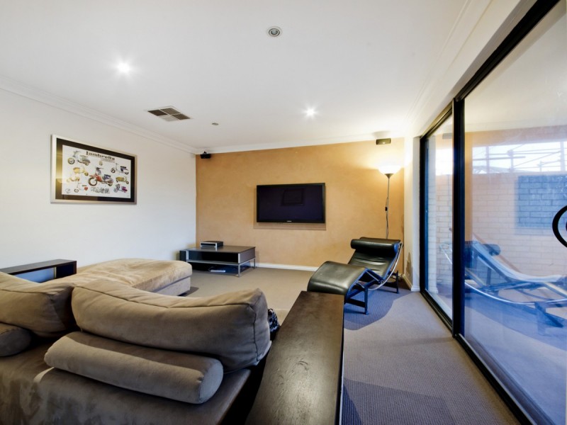 25B Bourke Street, Yokine WA 6060