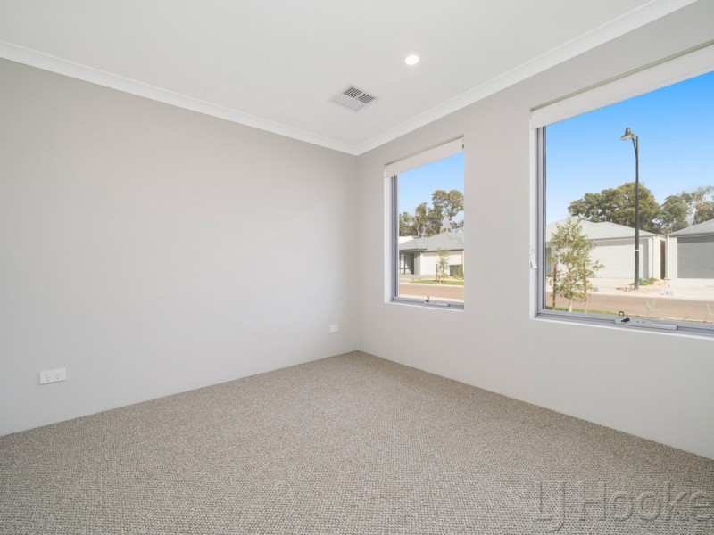 32 Preston Grove, South Guildford WA 6055
