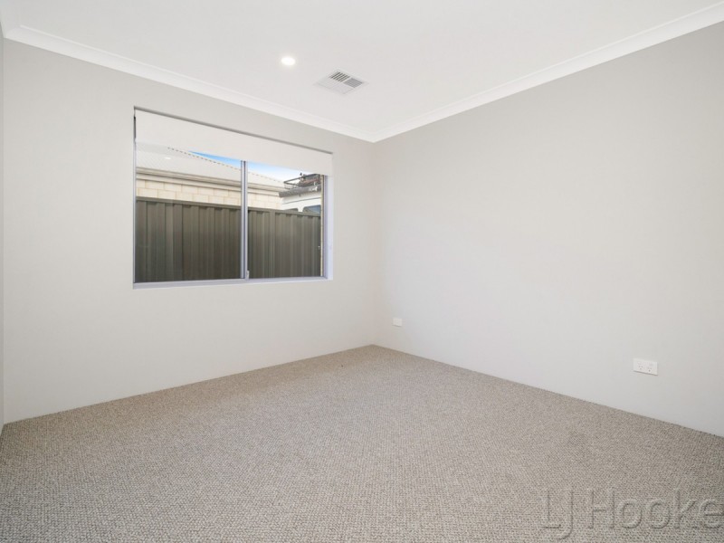 32 Preston Grove, South Guildford WA 6055