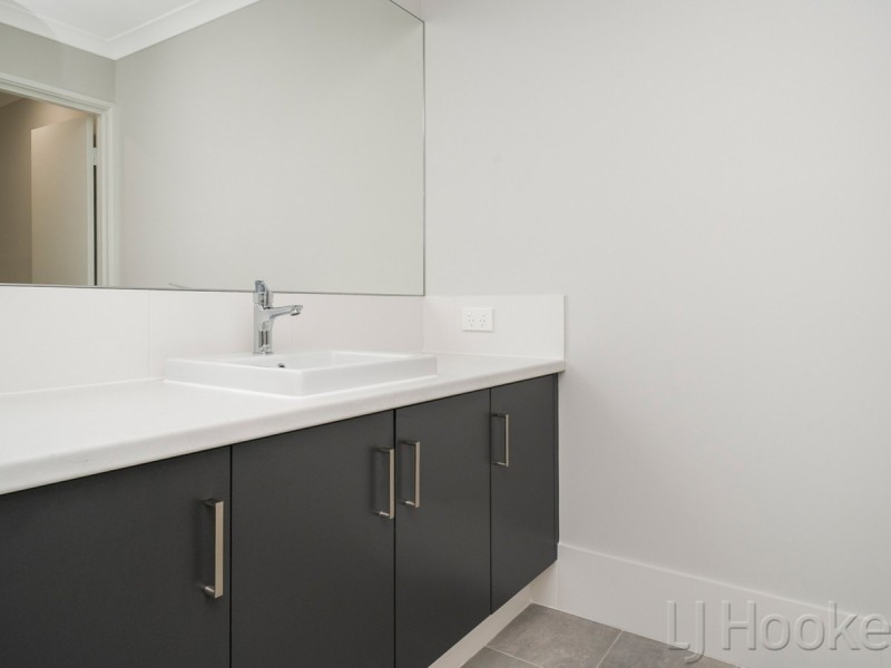 32 Preston Grove, South Guildford WA 6055