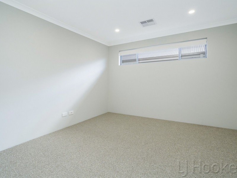 32 Preston Grove, South Guildford WA 6055