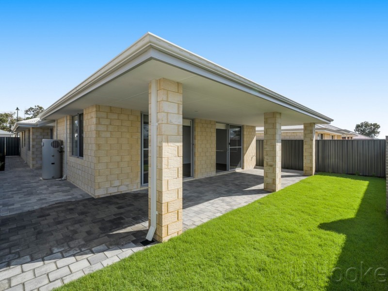 32 Preston Grove, South Guildford WA 6055