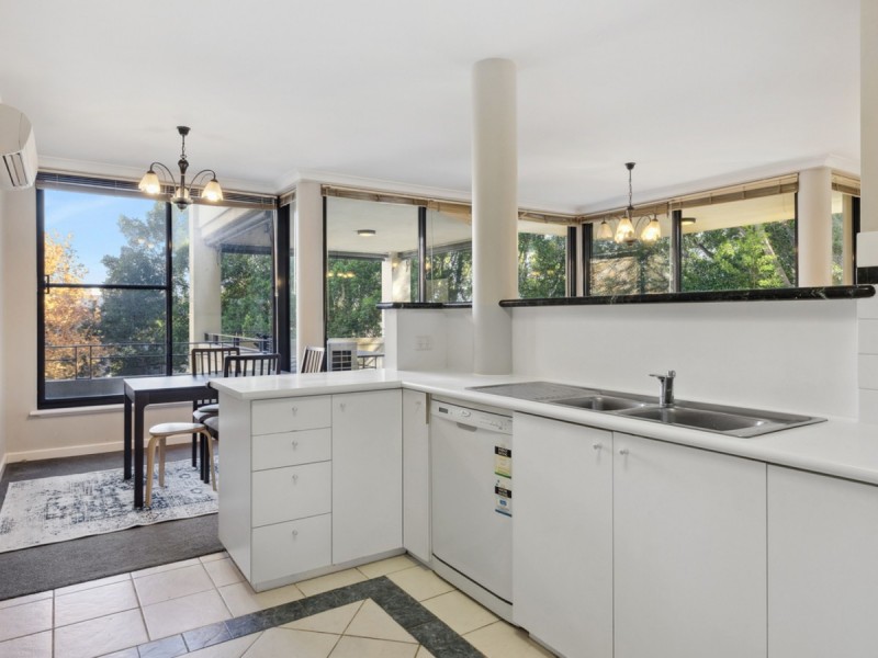10/24 Constitution Street, East Perth WA 6004