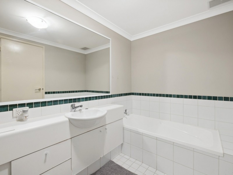 10/24 Constitution Street, East Perth WA 6004