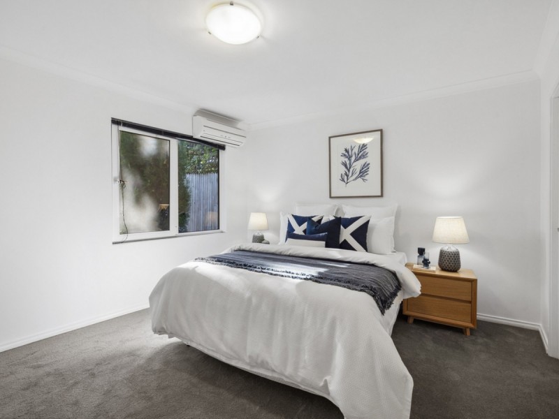 2/14 Waterloo Crescent, East Perth WA 6004