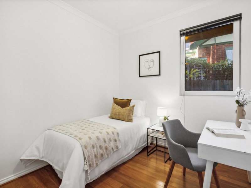 2/14 Waterloo Crescent, East Perth WA 6004