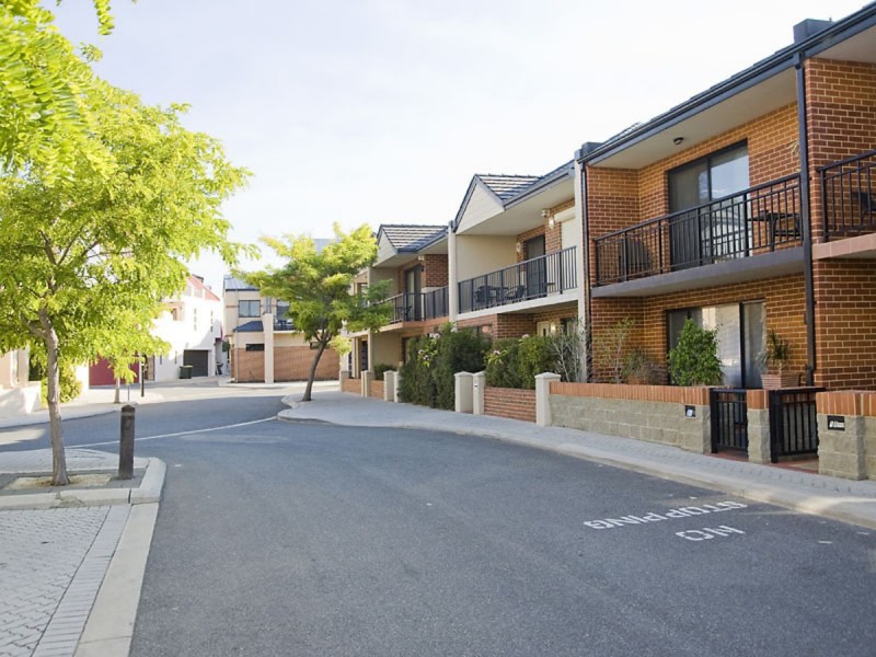 1A Stokes Way, East Perth WA 6004