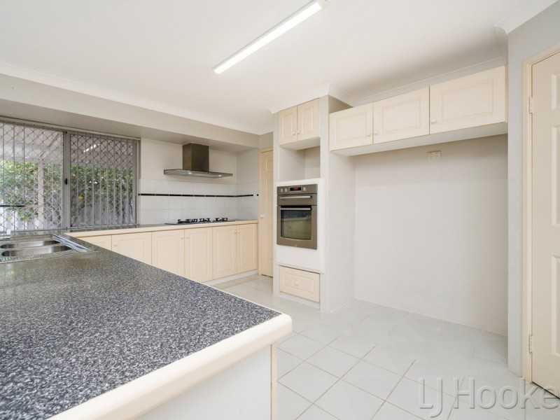 60 Northmore Crescent, Winthrop WA 6150