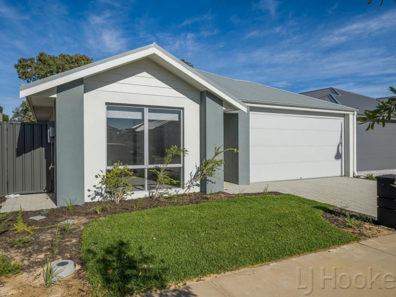 35 Preston Grove, South Guildford WA 6055