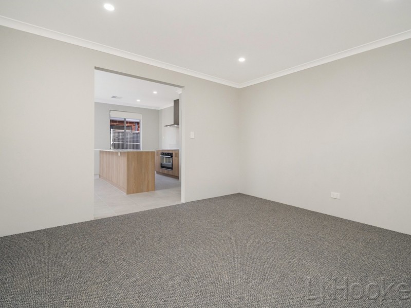 35 Preston Grove, South Guildford WA 6055