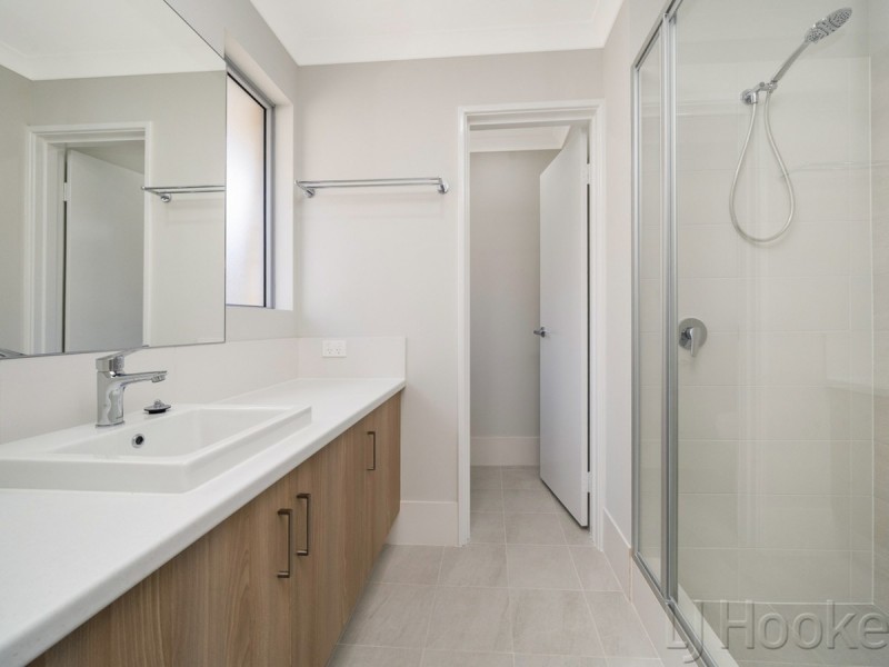 35 Preston Grove, South Guildford WA 6055