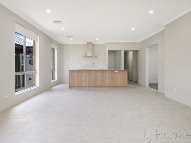 35 Preston Grove, South Guildford WA 6055