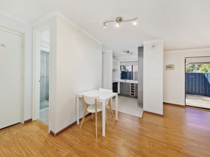 18/43 Bourke Street, Yokine WA 6060