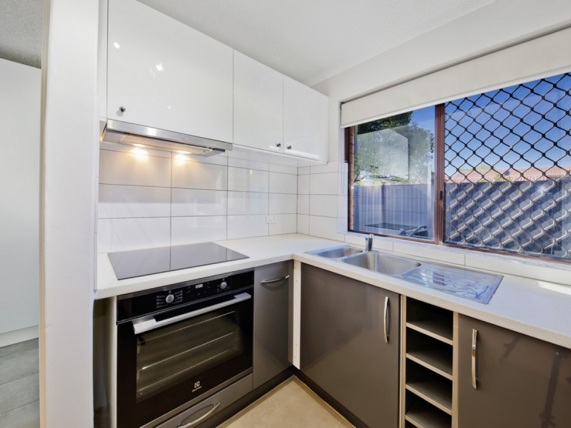 18/43 Bourke Street, Yokine WA 6060
