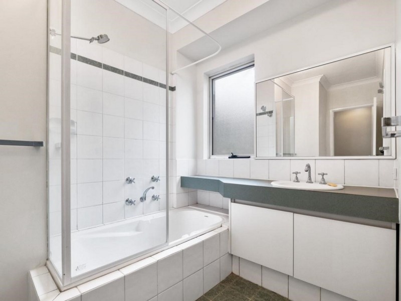 9/55 Wellington Street, East Perth WA 6004