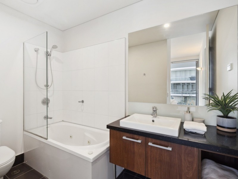 33/149-151 Adelaide Terrace, East Perth WA 6004