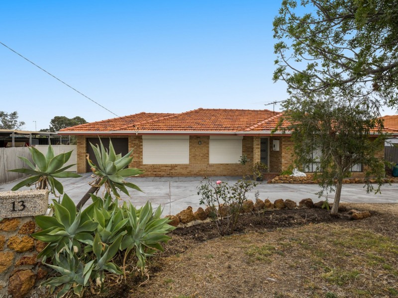 13 McCombe Avenue, Samson WA 6163