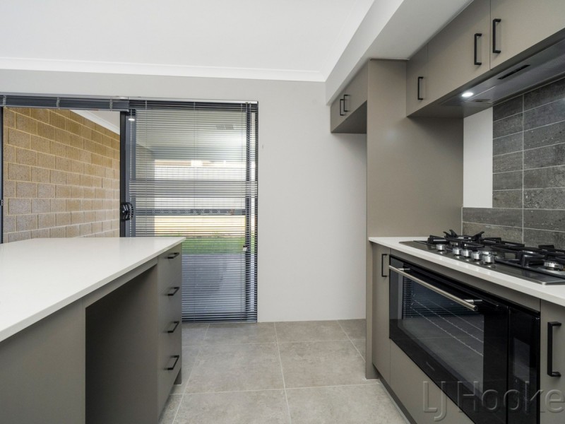 21 Durham Road, Aubin Grove WA 6164