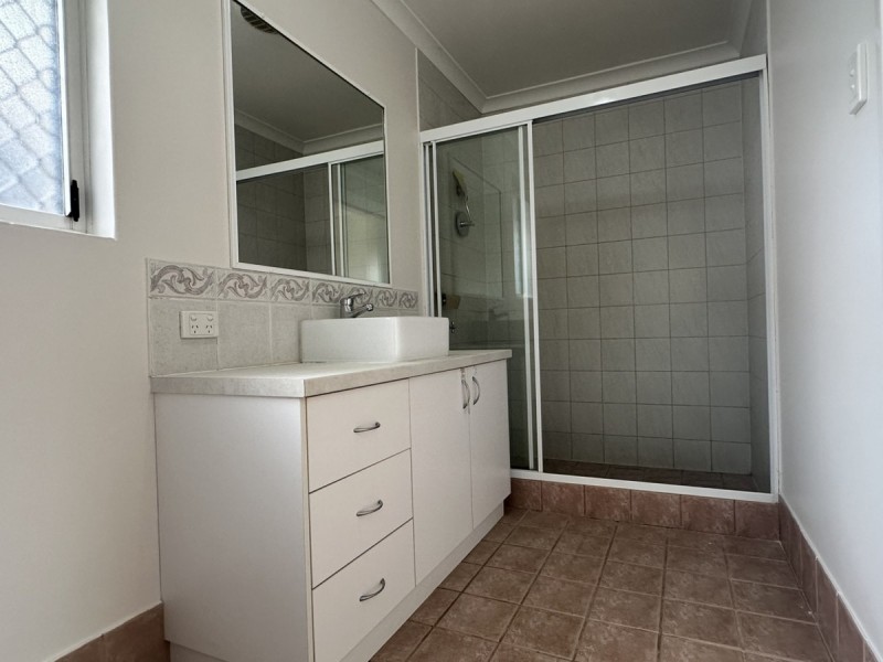 13 Hungerford Close, Canning Vale WA 6155