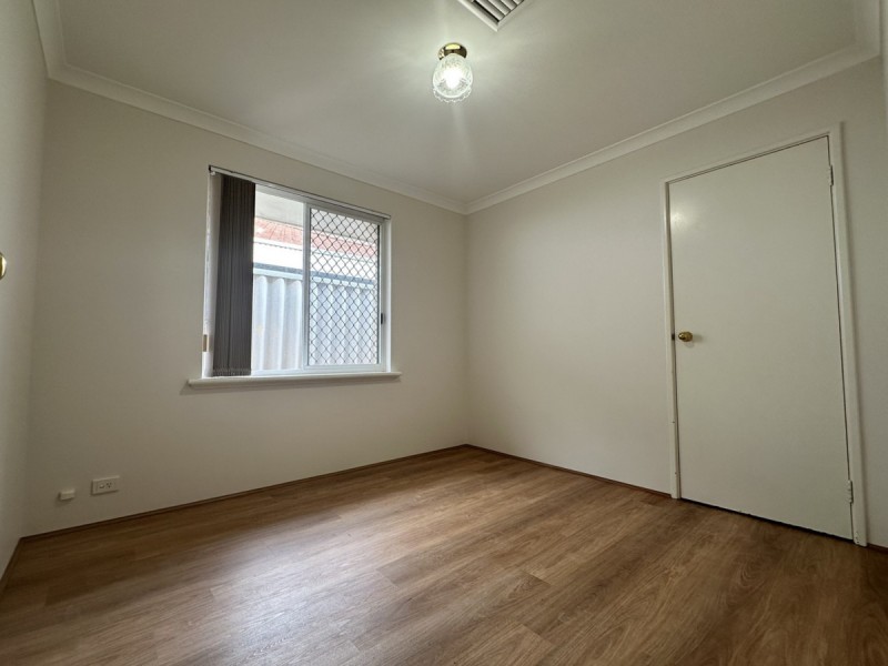 13 Hungerford Close, Canning Vale WA 6155