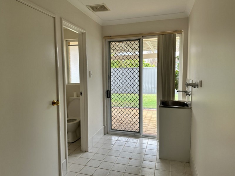 13 Hungerford Close, Canning Vale WA 6155