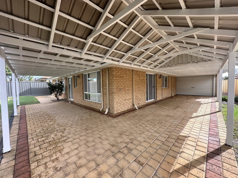 13 Hungerford Close, Canning Vale WA 6155